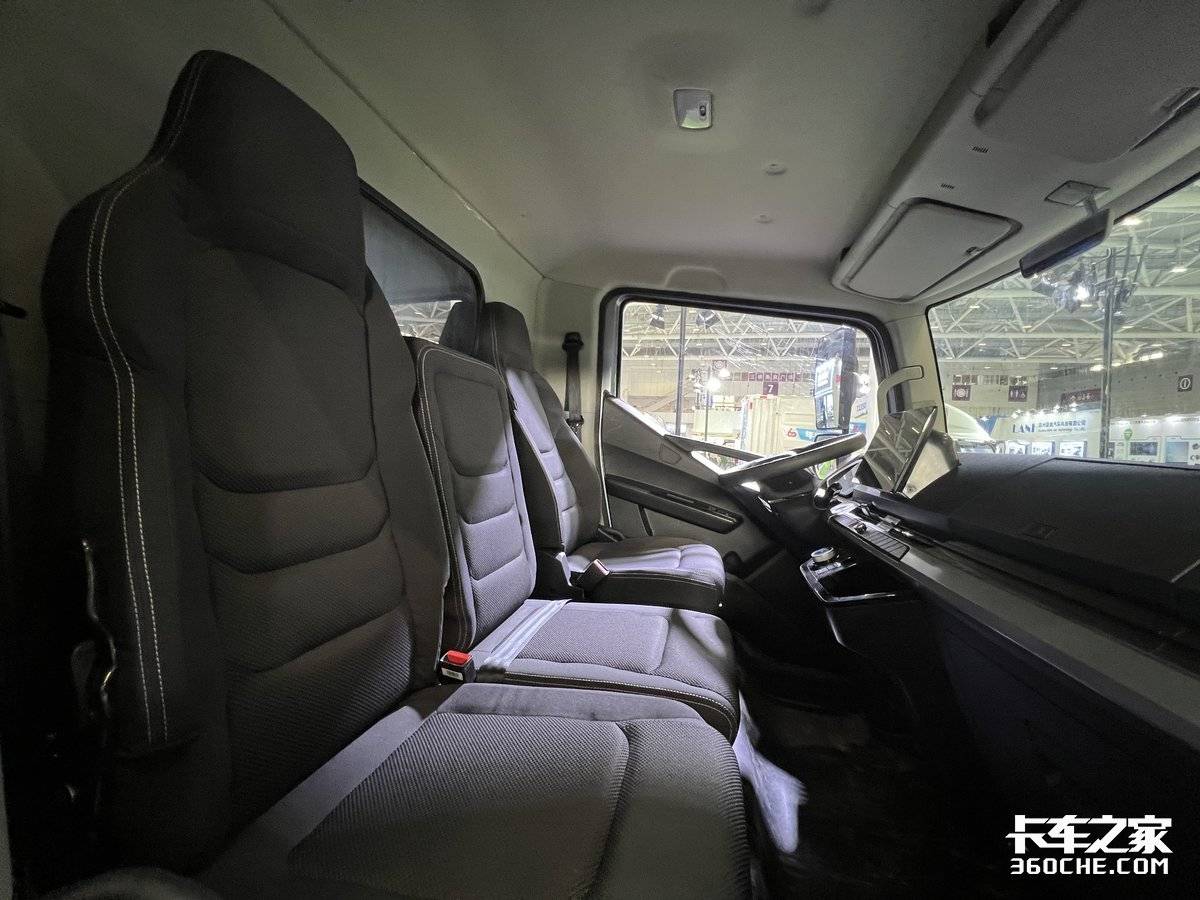 图片[7]-比亚迪又掀桌子！T5DM混动轻卡续航1000km，只要13.98万！-淘米副业