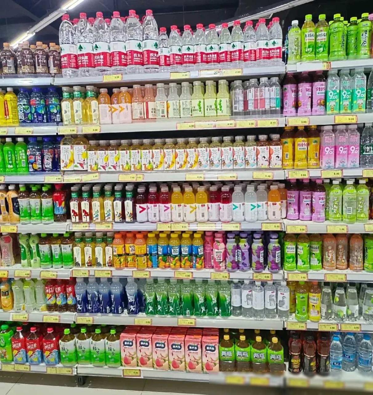 图片[5]-痛心！一箱又一箱农夫山泉被扔掉，网暴企业已经走入另一个极端！-淘米副业